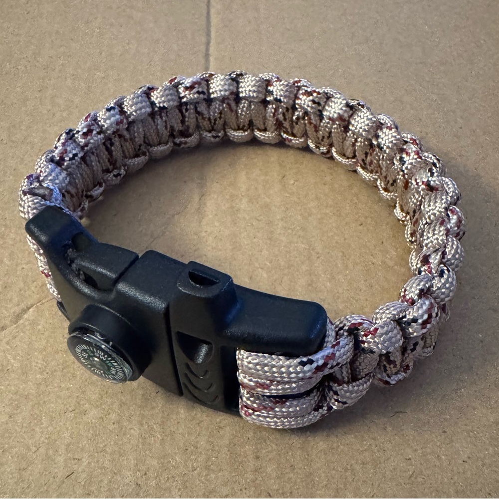New Emergency Survival Bracelet with Whistle and Compass, Light Camo